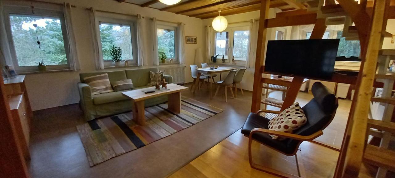 Ferienhaus "Am Schleifenbach" Saalfeld Saale Buitenkant foto