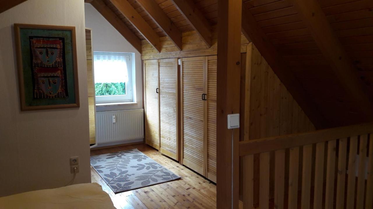 Ferienhaus "Am Schleifenbach" Saalfeld Saale Buitenkant foto