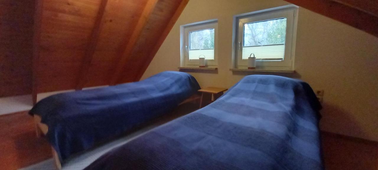 Ferienhaus "Am Schleifenbach" Saalfeld Saale Buitenkant foto