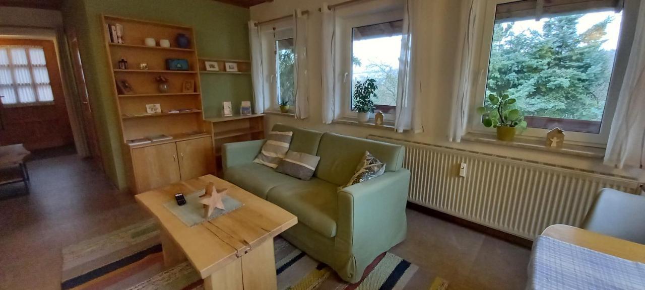 Ferienhaus "Am Schleifenbach" Saalfeld Saale Buitenkant foto